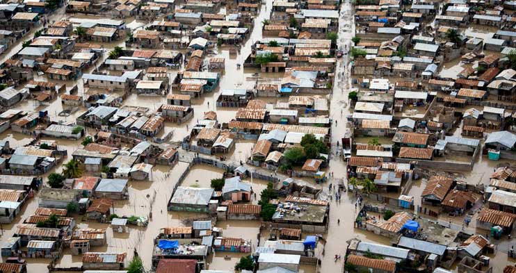 Changing Global Patterns of Urban Exposure to Flood and Drought Hazards